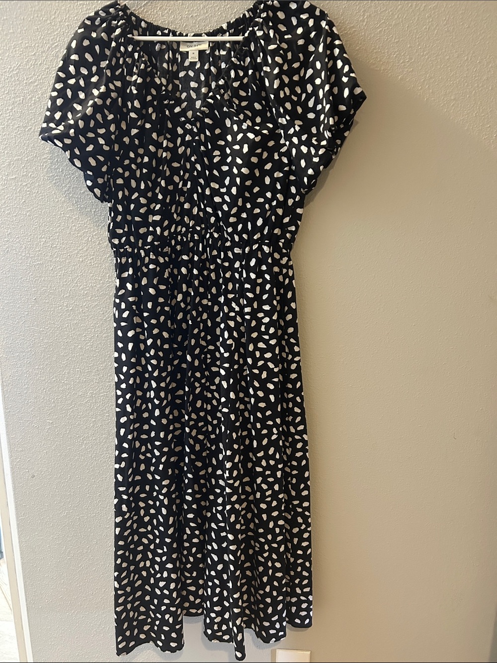 Black and White Dot Midi Dress - Casual Women’s Midi
